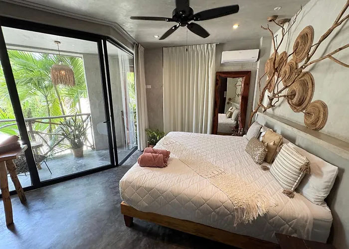 Hotel Xkeban Adults-only Weekend Party 4*
