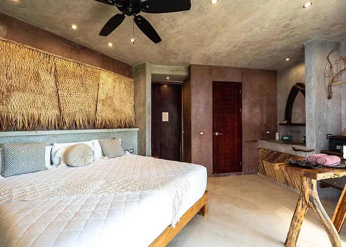 Xkeban Adults-only Weekend Party Hotel 4*